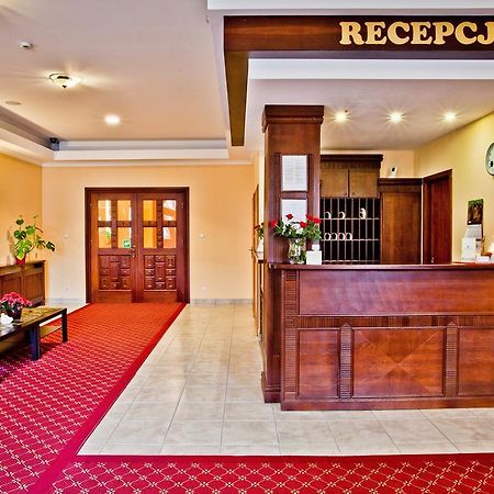 Hotel Stara Szmergielnia Bielsko-Biała Exteriör bild
