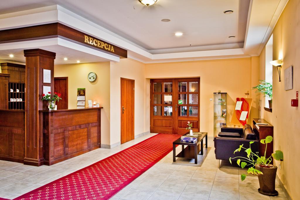 Hotel Stara Szmergielnia Bielsko-Biała Exteriör bild