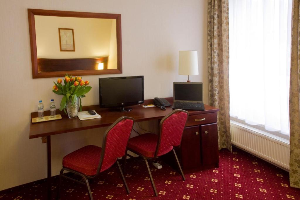 Hotel Stara Szmergielnia Bielsko-Biała Rum bild